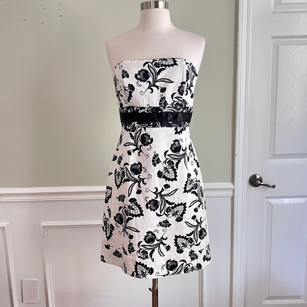 Floral Strapless Mini Dress Womens XS White Black Jacquard Satin Waist Y2K Party